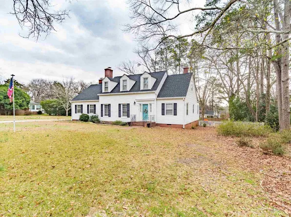 341 W High St, Winnsboro, SC 29180