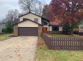 1081 Oakbrooke Dr, Medina, OH