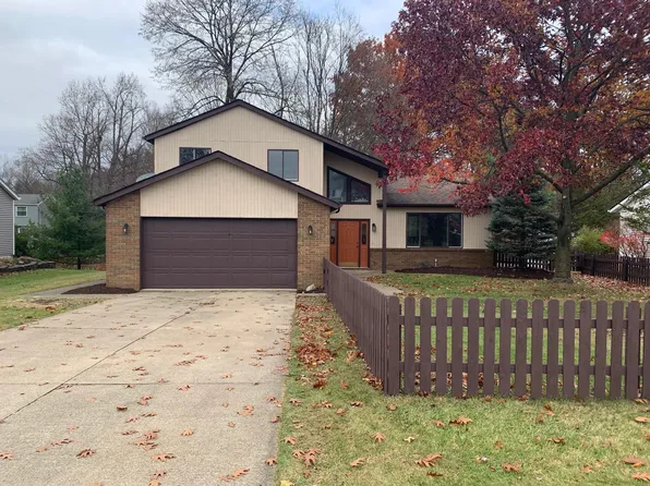 1081 Oakbrooke Dr, Medina, OH 44256