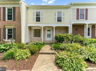 5420 Crows Nest Ct, Fairfax, VA 22032