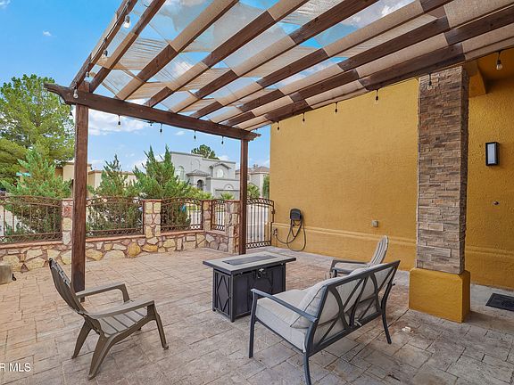 4th image of 6185 Sand River Pl