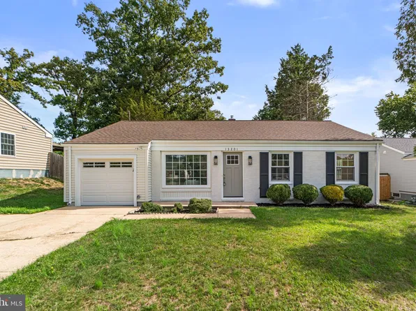 13201 Claxton Dr, Laurel, MD 20708