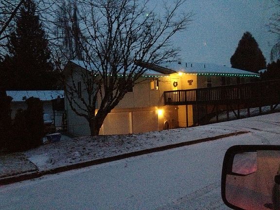 2nd image of 10404 NE 22nd St