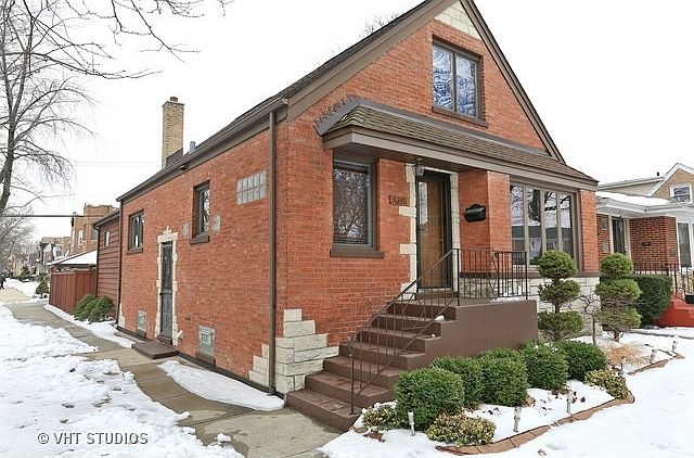 1st image of 6235 W Peterson Ave