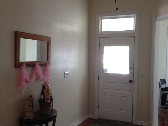 3rd image of 510 W Hopkins St