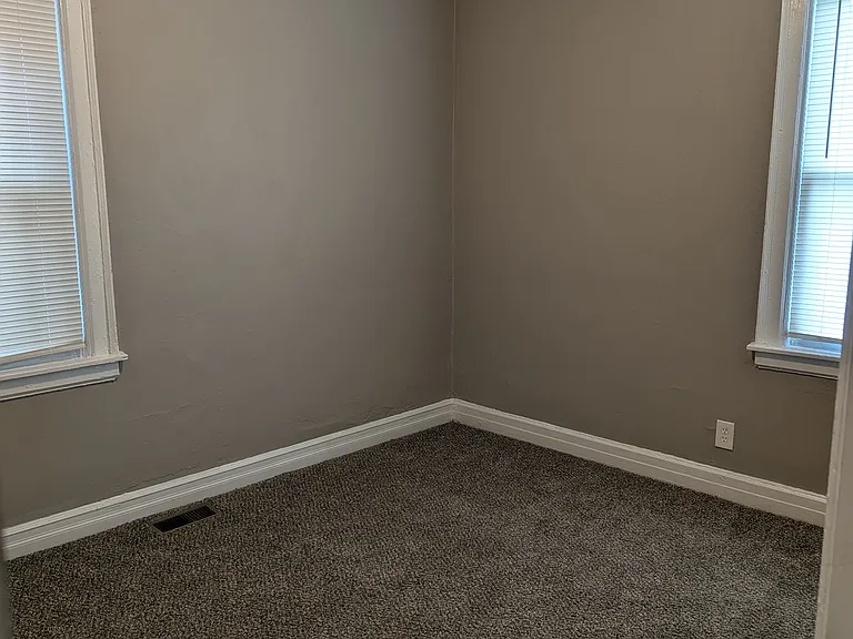 3825 Waverly St #1 — Photo 12
