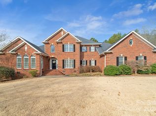 1092 Rolling Park Ln, Fort Mill, SC 29715