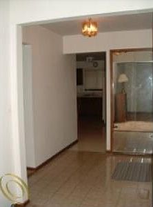 2nd image of 2100 Glen Iris Ct