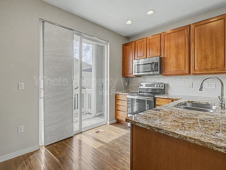 9558 Pearl Cir #103 — Photo 8