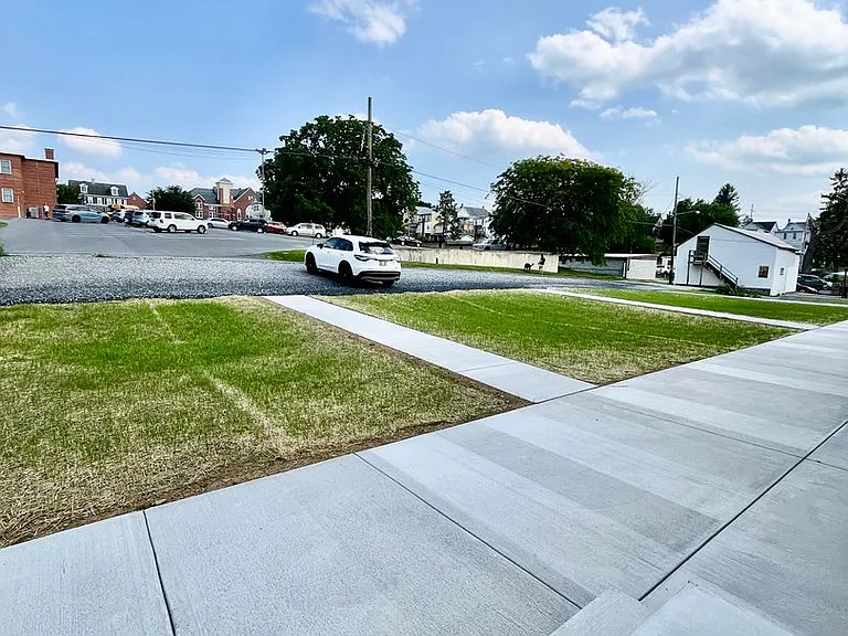 13-23 Philadelphia Ave — Photo 43
