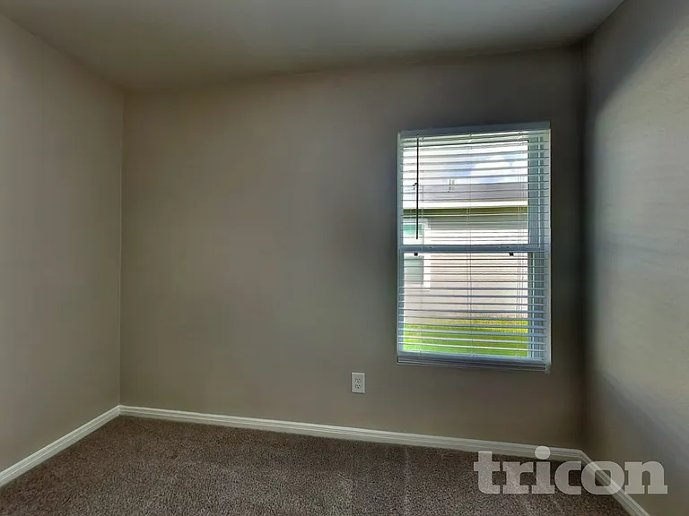 15649 Del Norte Dr — Photo 8