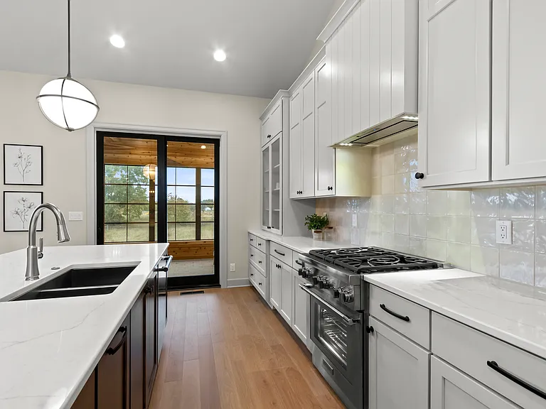 392 Farmhouse Ln — Photo 18