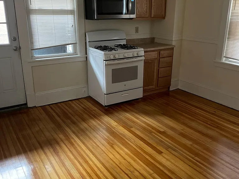 594 Prospect Ave #9 — Photo 6
