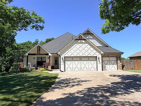 3rd image of 3223 Spyglass Dr