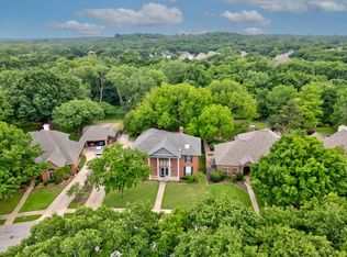 3031 Creekview Dr, Grapevine, TX 76051