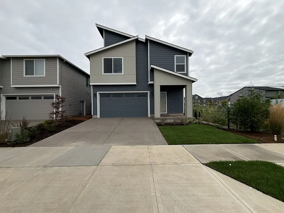 3651 Main St