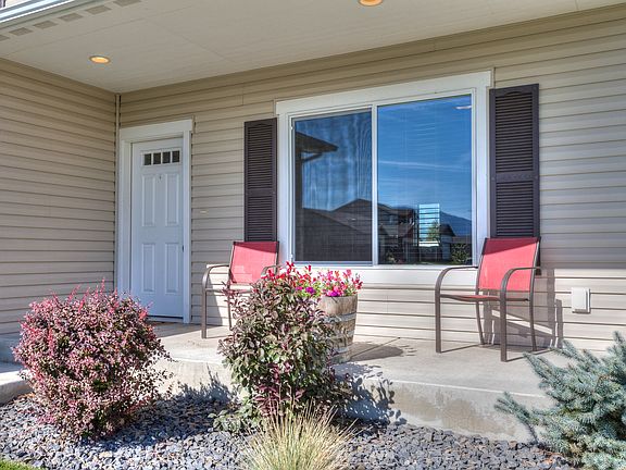 2nd image of 2399 E Knapp Dr