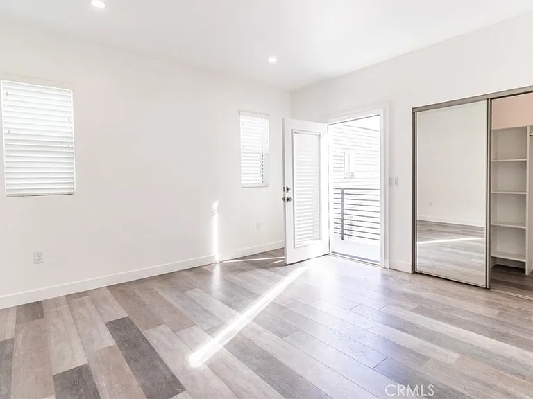 1820 Thurman Ave #1818-1/2 — Photo 7