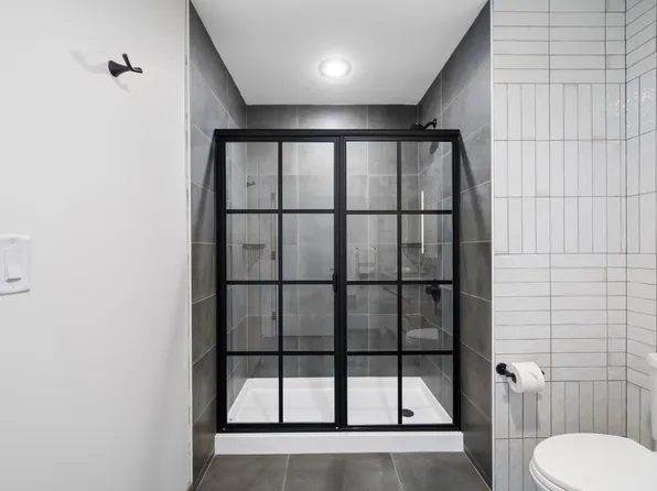 30 Park Lane North image 19 of 39