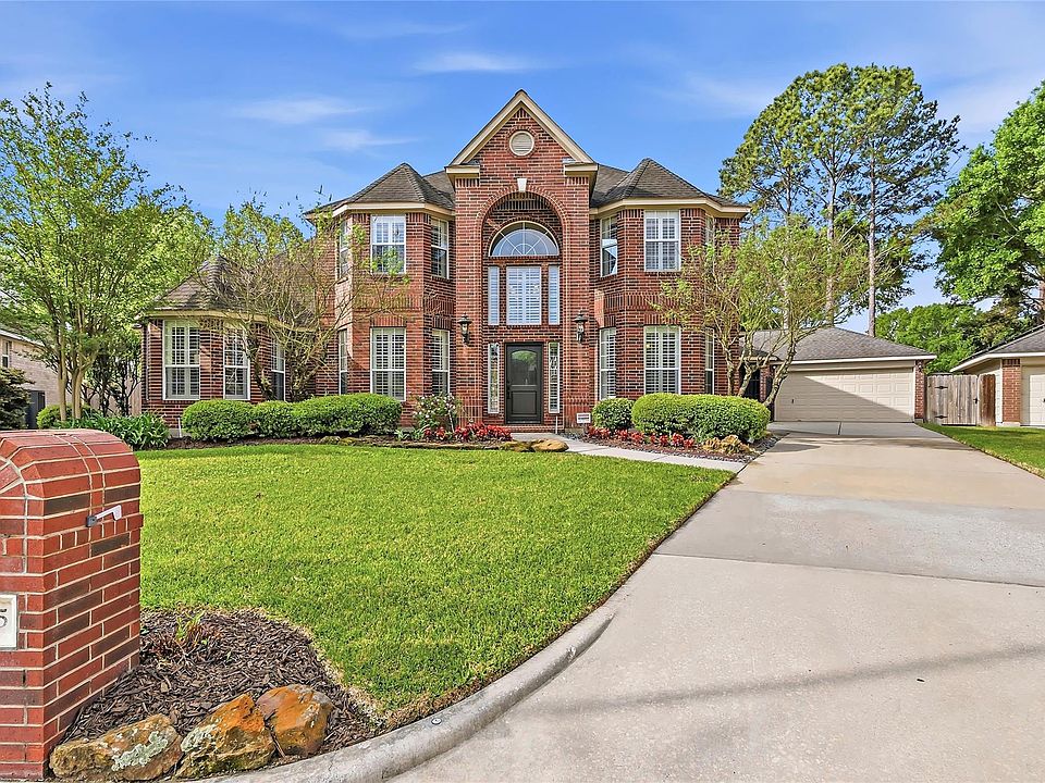 1st image of 3335 Woods Edge Dr