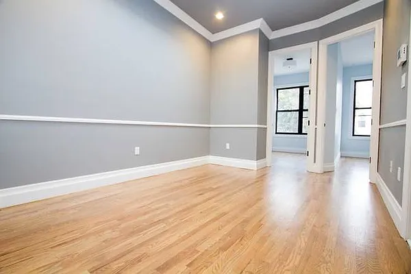 Rented by Brooklyn Group | media 21