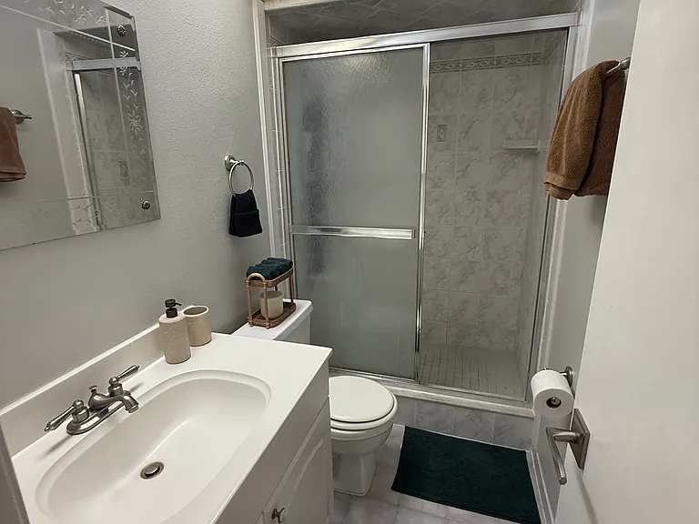 16624 Brigadoon Dr — Photo 4
