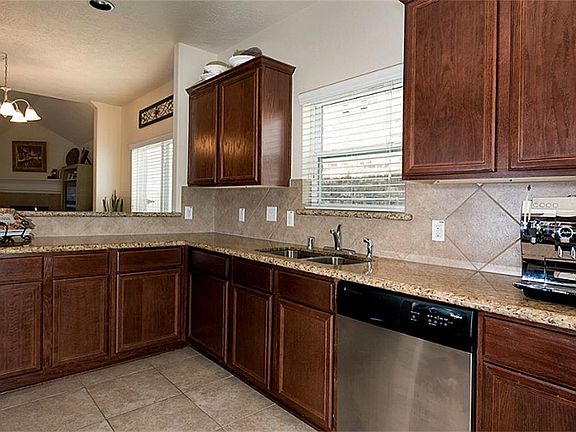 5th image of 11822 Green Colling Park Dr