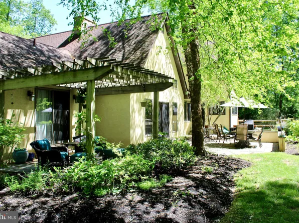 2240 Berks Rd, Lansdale, PA 19446