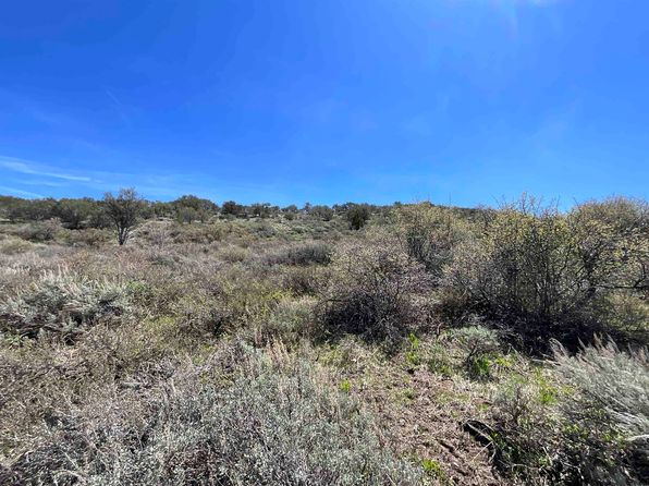 1 Wyoming Trl, Lava Hot Springs, ID 83246