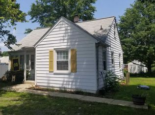 6623 Harrison Rd, Fredericksburg, VA 22407