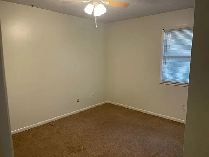2 bed, 2.0 bath, 885 sqft, $960 — Photo 2