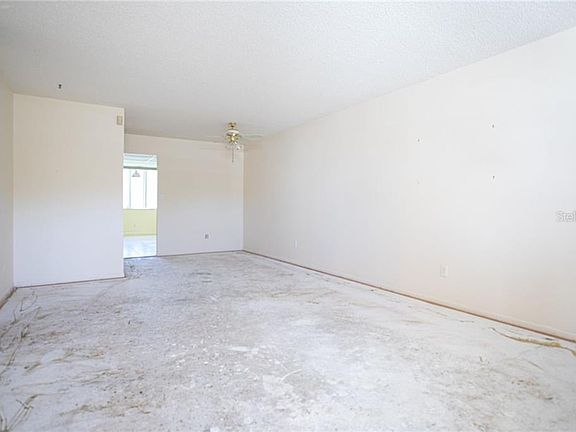 3rd image of 5095 Bay St NE APT 215