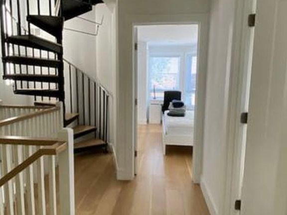 4th image of 10719 139th St