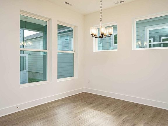 The Simpson - Dining