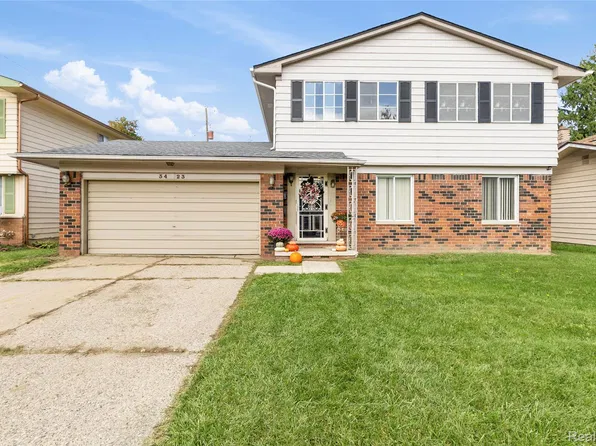 3423 Brimfield Dr, Flint, MI 48503