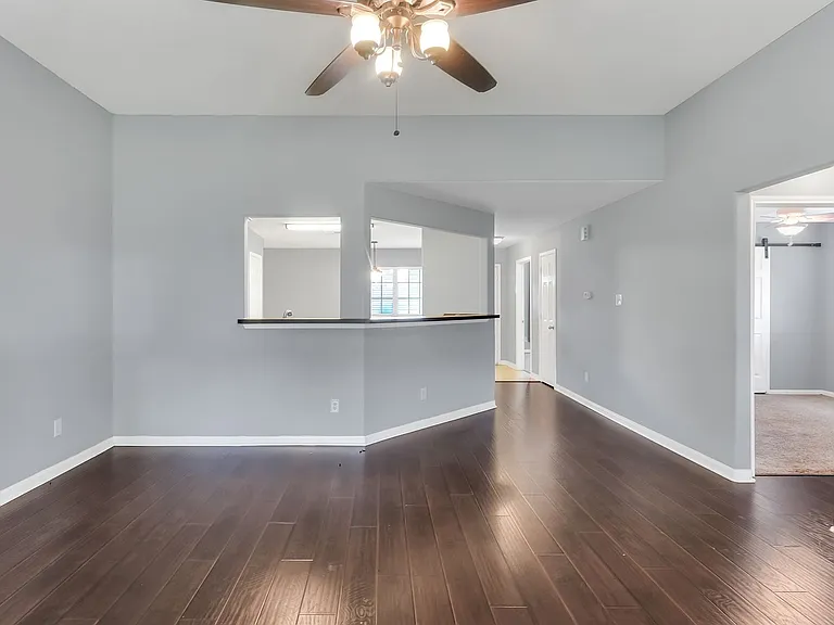 223 Fantasy Ln — Photo 10