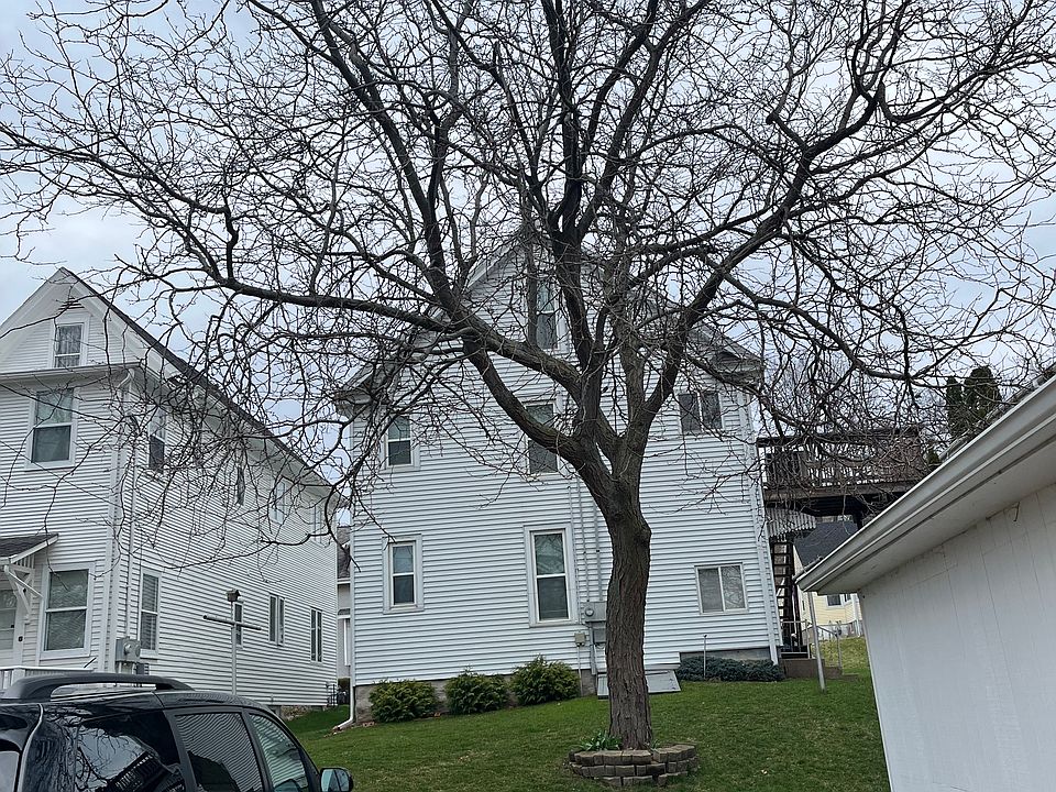 2nd image of 285 Nevada St #1