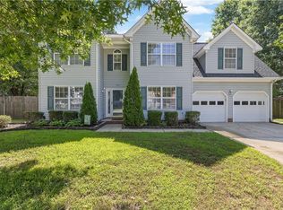733 Hawkhurst Dr, Chesapeake, VA 23322