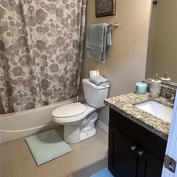 907 E Pebble Dr — Photo 7