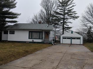 6020 Orchard Ct, Lansing, MI 48911