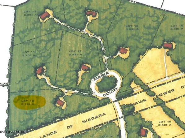 10-L10 Maria Ct, Rexford, NY 12148