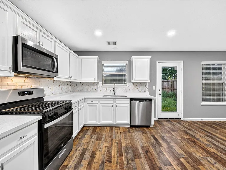 20722 Fair Castle Dr — Photo 11