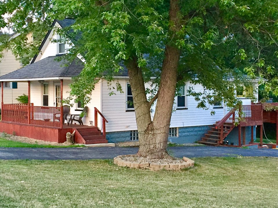 Side view with lot