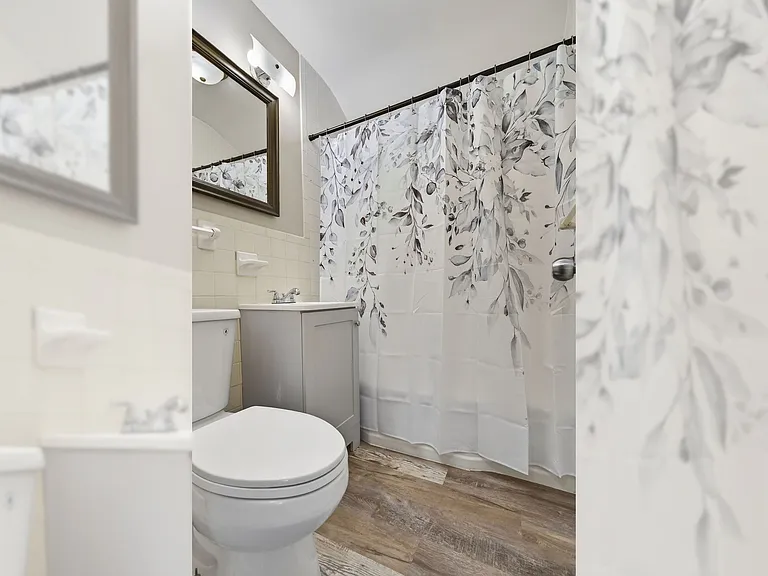 6542 McCook Ave — Photo 12