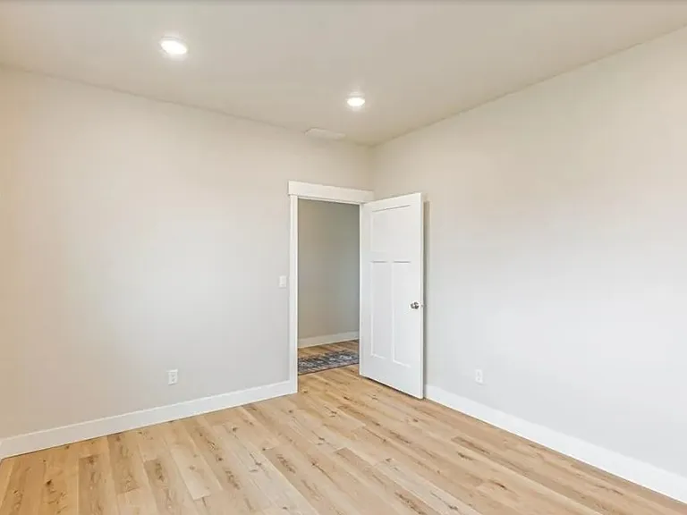 5622 Glass Mountain Blvd — Photo 21
