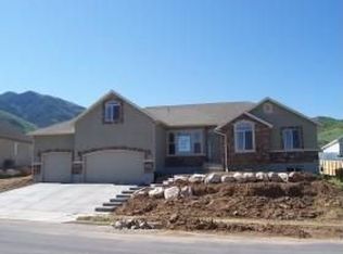 1322 E Haylie Ln, Tooele, UT 84074
