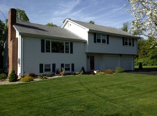 164 Fox Hill Rd, Wethersfield, CT 06109