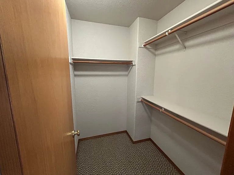 3240 Matthew Ln — Photo 11