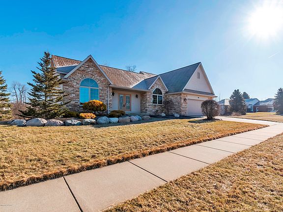 432-Raging-River-Mason-Michigan-windowst