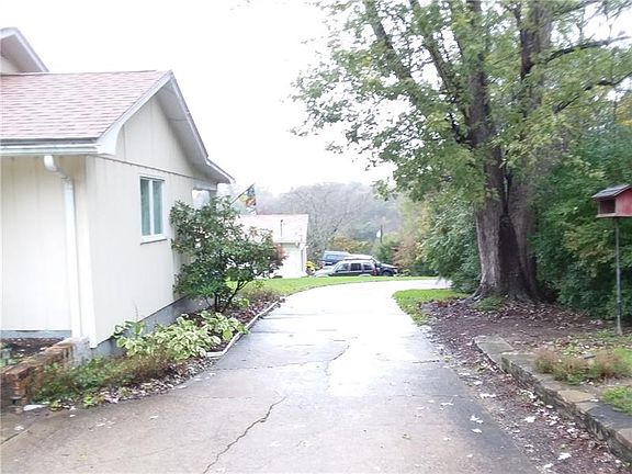 4th image of 134 Stoner Ln